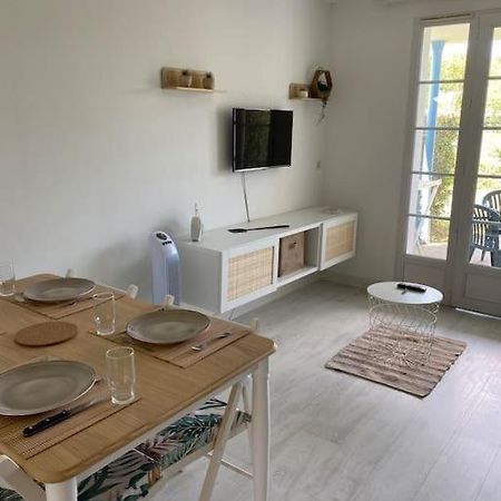 Charmant Studio Au Bord Du Lac Marciac Extérieur photo